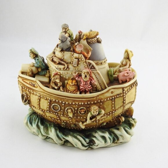 Harmony Kingdom Box Figurine TJSEY2K Y2HKT 1999 NIB Sailors Ship Boat Limited Si - Picture 11 of 16